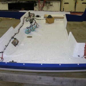 2400 open bow deck