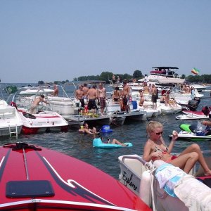 lake_party_007