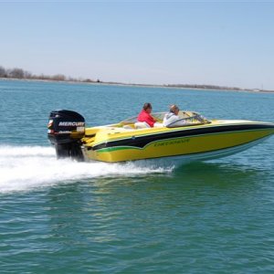 Powerboat Test 2100 Pulsare