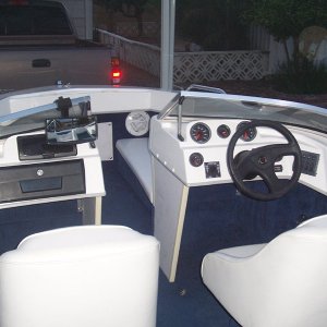 1600BR interior small.JPG