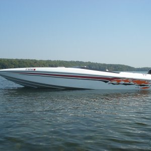 boat07027.jpg