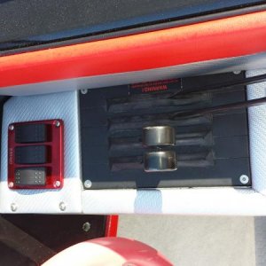 2800 throttle box 3.jpg