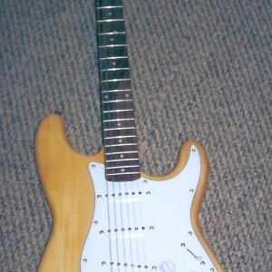 Electric_Guitar_Crate_1