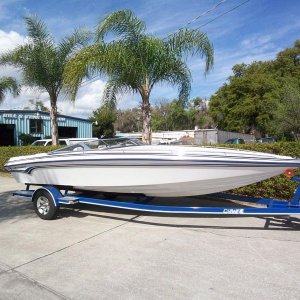 Wildman's 2008 2100 Pulsare Long-Deck