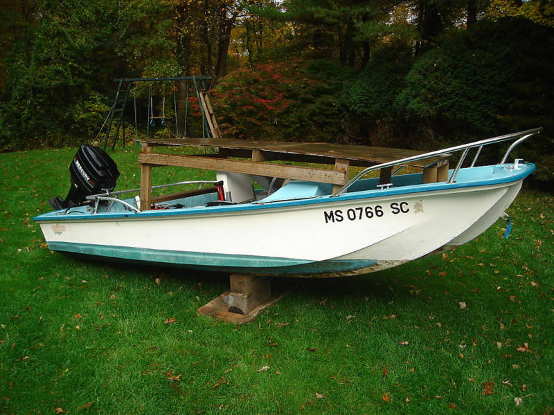 1974 14' McKee Craft Tri Hull