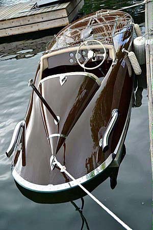 6744