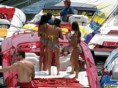 boat12300