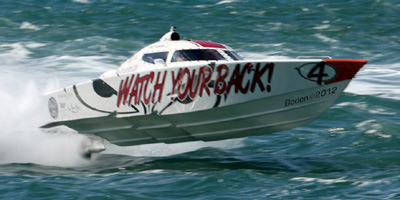 boat2200