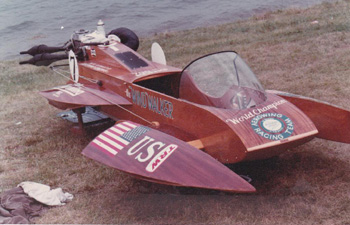 buttsoutriggerfront1985_zpsc66ec773