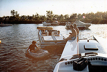 John's Special 25 ft Checkmate