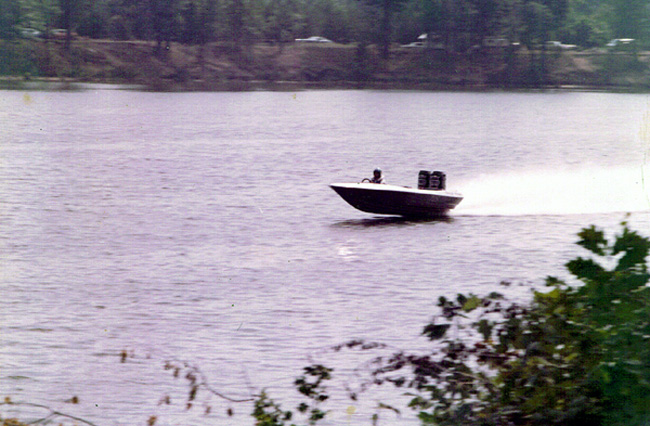 Sammie's Checkmate MX-16 Running 88 MPH in the 1/4 Mile NDBA Drag Race